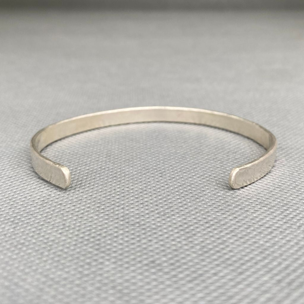 Pulsera Plata Martillada Mujer