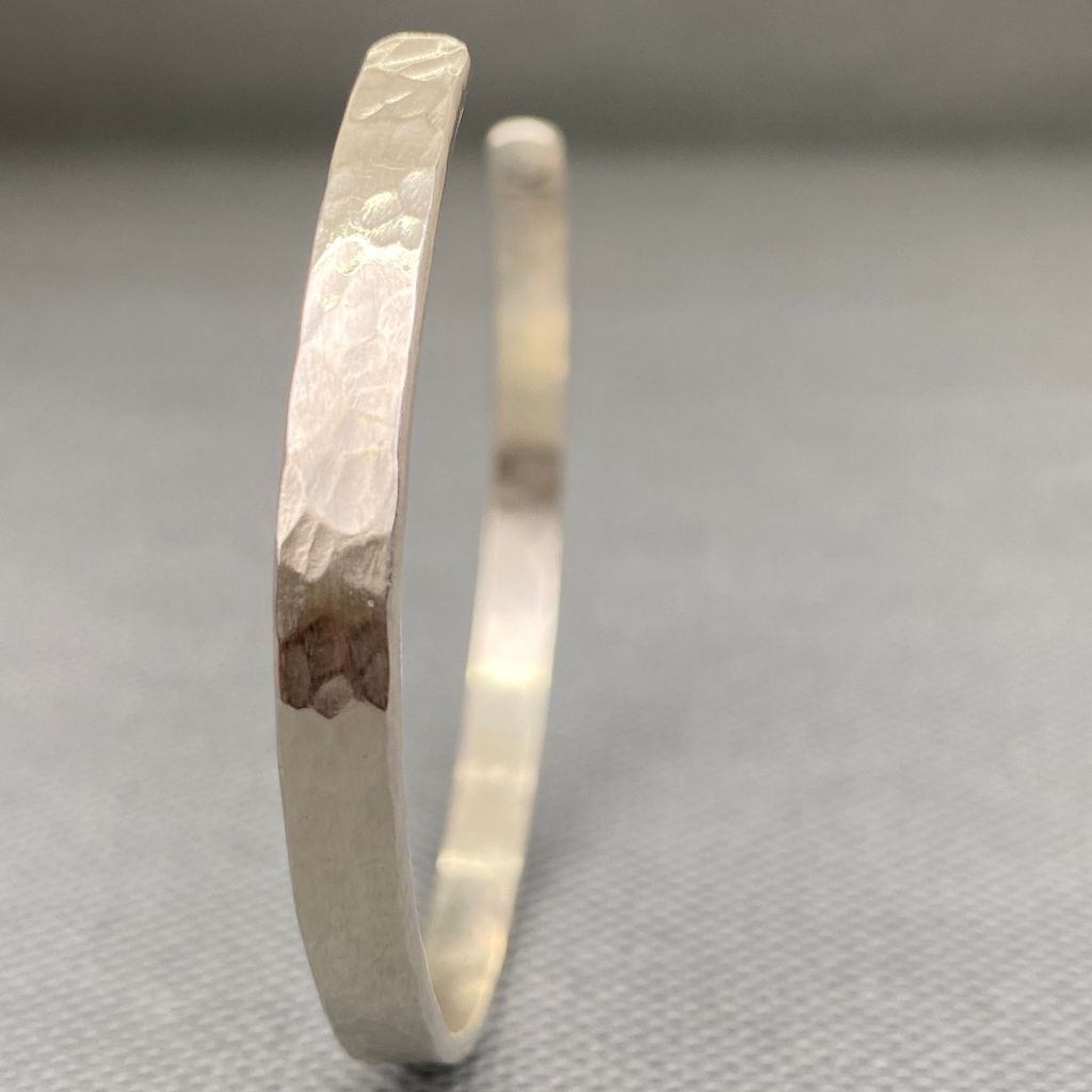 Pulsera Plata Martillada Mujer