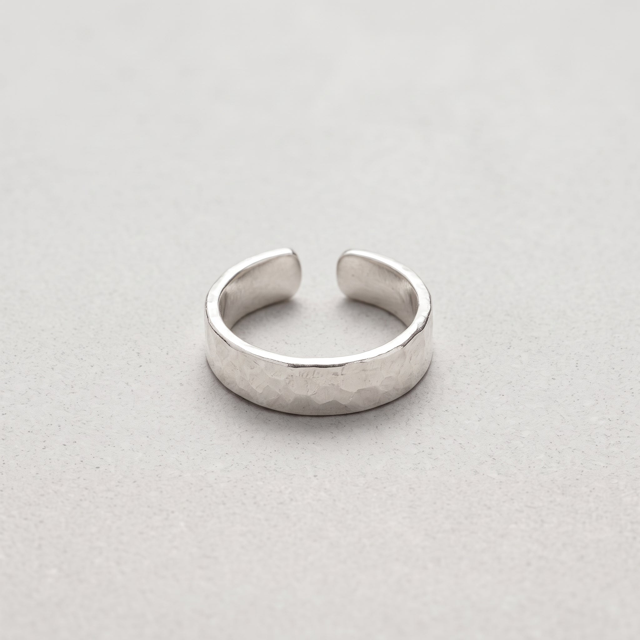 Anillo Plata Martillado Hombre