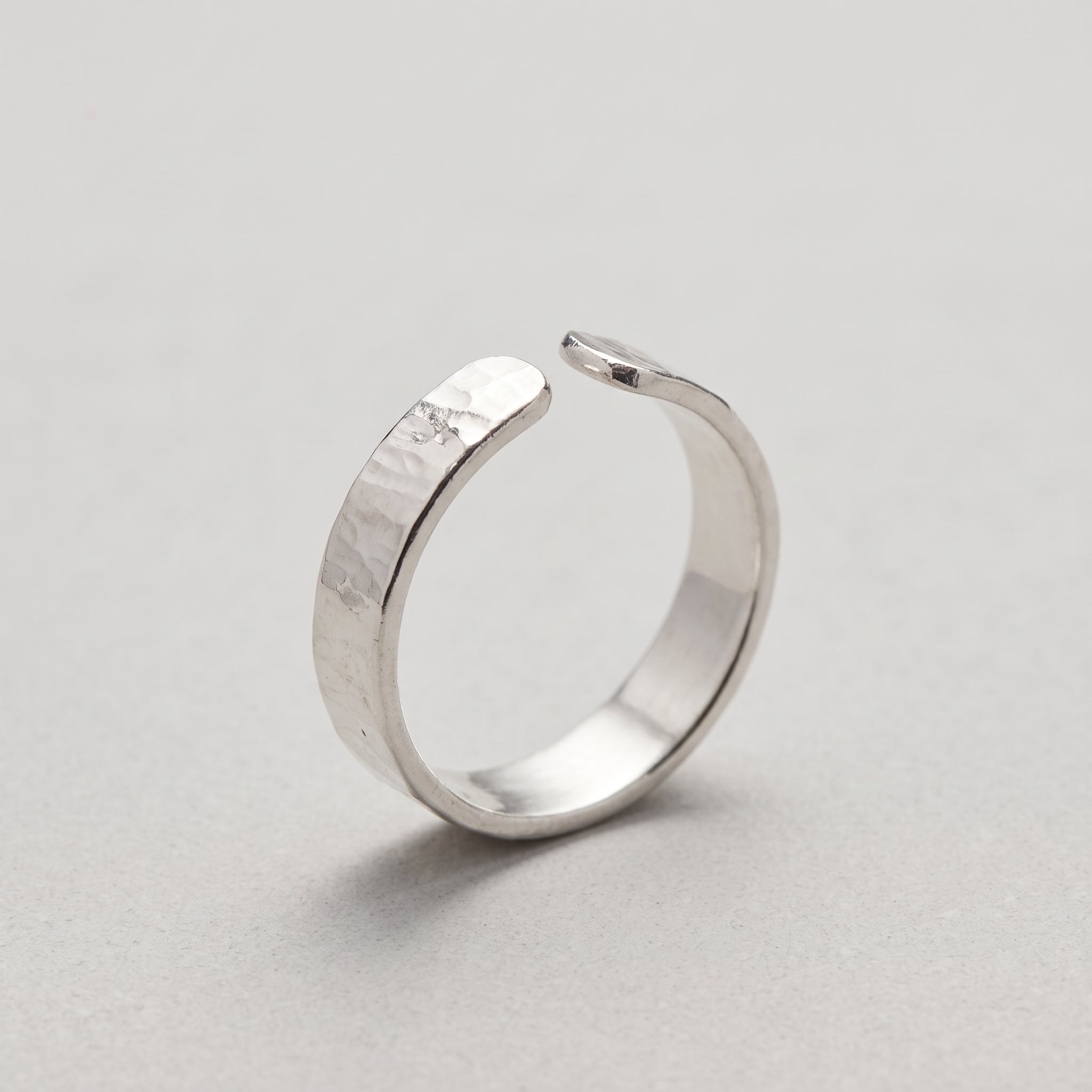 Anillo Plata Martillado Mujer