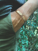 Pulsera Cobre Rayada Hombre en la naturaleza